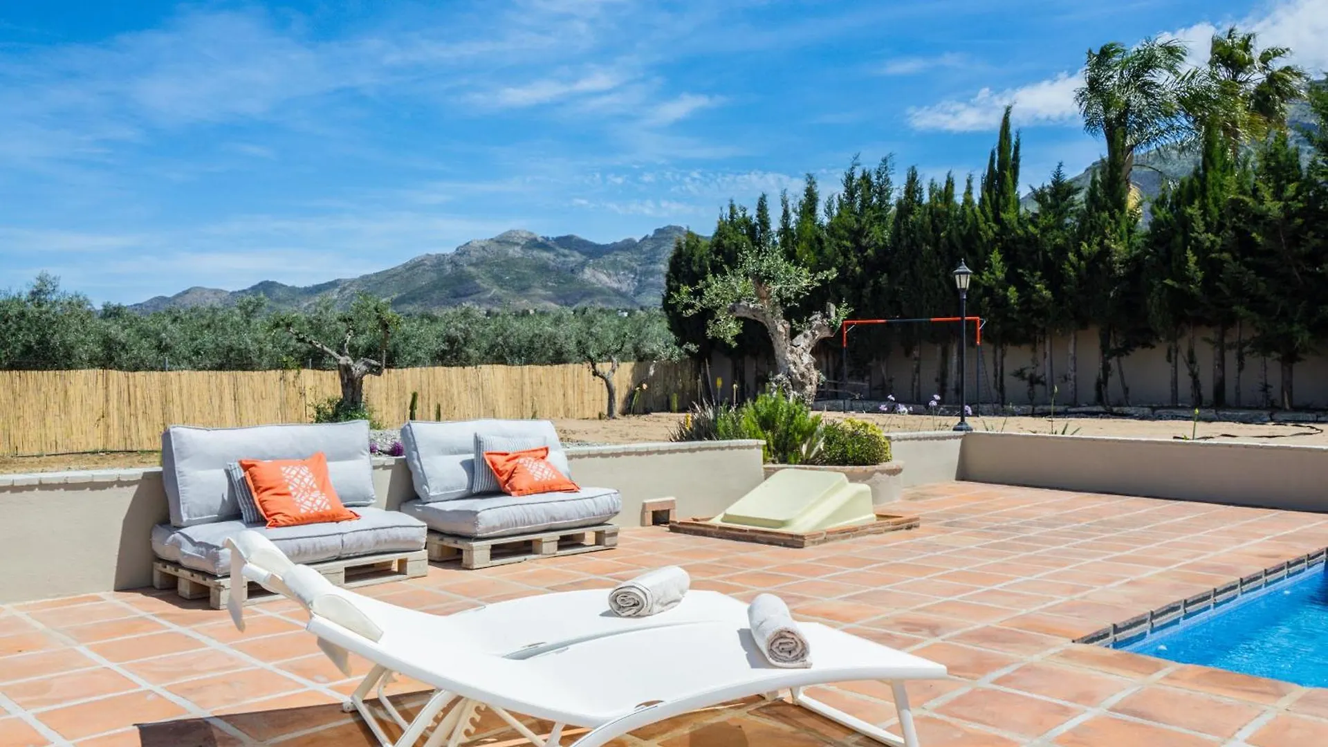 Villa Tranquila El Retiro Malaga