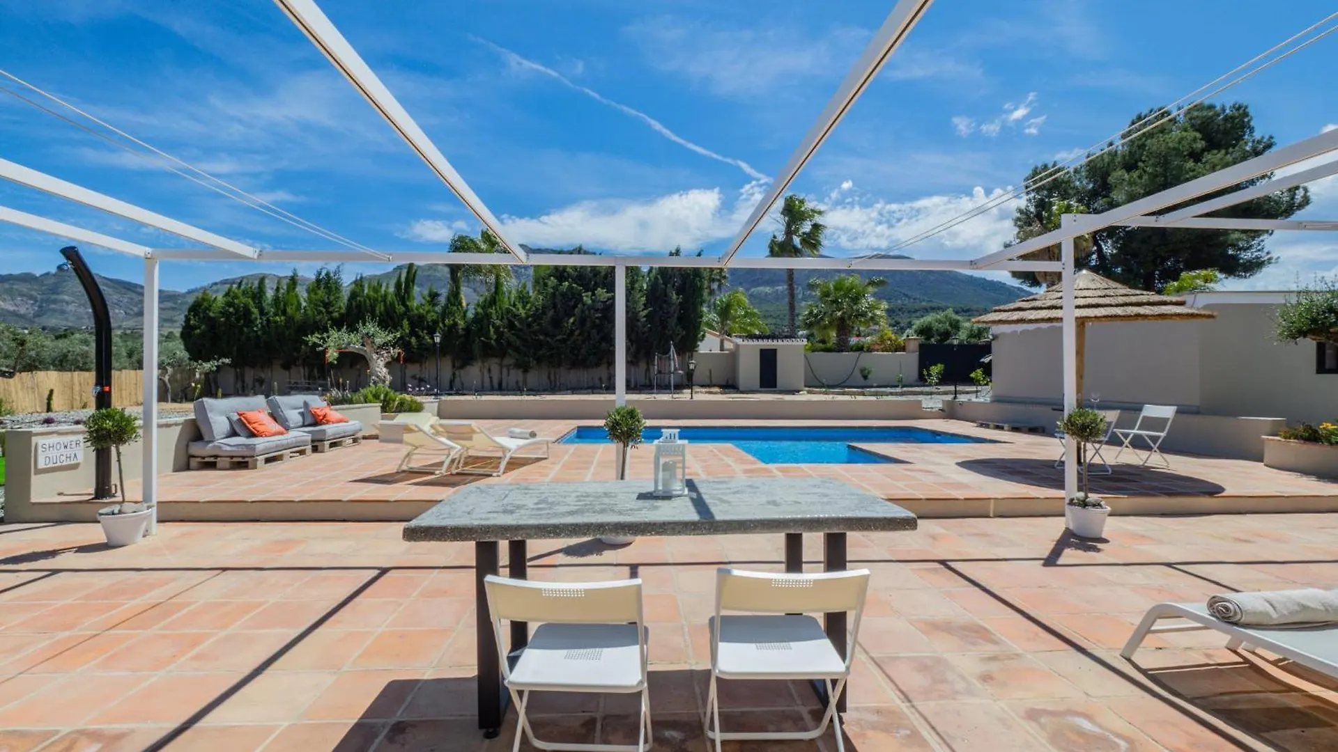 Villa Tranquila El Retiro Malaga